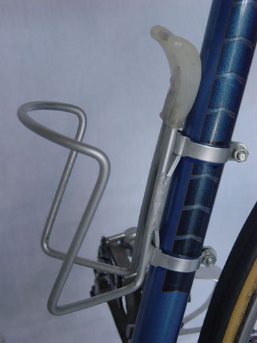 R-porte-bidon-new.jpg