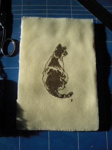 Broderie chat a