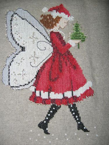Mirabilia-Christmas-Elf-Fairy.jpg