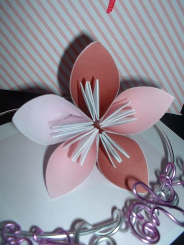 collier-alu-et-fleur-origami-kusudama-03.JPG