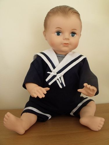 Petitcollin---Baigneur-Petit-Colin-marin-40-cm-brun-yeux-bl.jpg