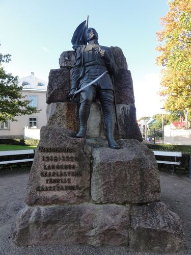 24-septembre-Saaremaa-monument-iliens-independance-1918.jpg