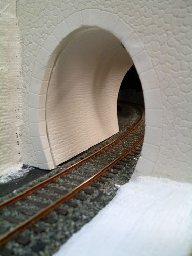 tunneldemi1.jpg