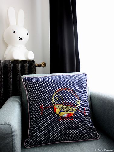 DIY6-coussin-broderie-Fanny-PetitPoulou1