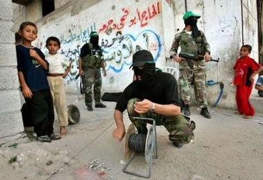 Pourquoi personne ne bouge contre les crimes de guerre du Hamas ?