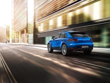 porsche-macan-face-ar.jpg