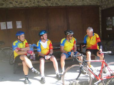 velo-eygluy-club 1053