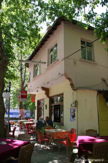 L'ancienne brasserie Bomonti copy