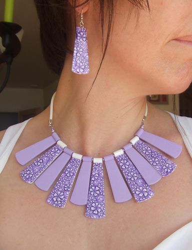 collier-lilas.jpg