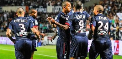 foot-BORDEAUX-sponsor-yezz.jpg