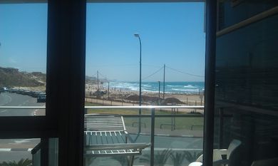 beachfront-short-term-rental-israel
