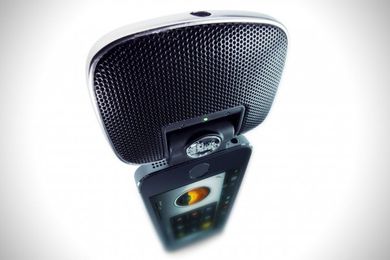 Mikey-Digital-Studio-Quality-Mic-For-iPhone.jpg