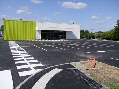 supermarche-parking.jpg