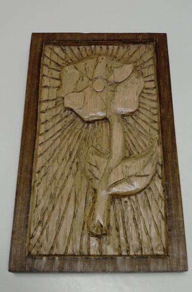 20100319 sculpture bas relief fleur