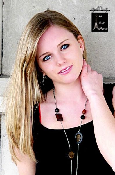 null tres-jolie-photo-senior-milwaukee--3-.jpg