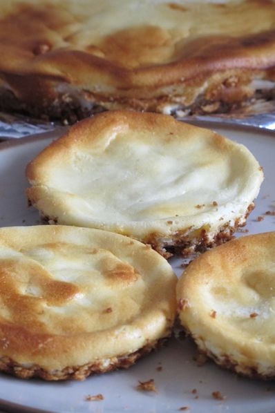 cheesecakepoires.jpg