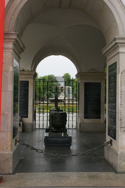 Varsovie Grób Nieznanego Żołnierza tombe du soldat incon