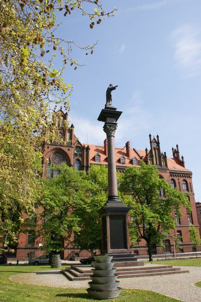 Wroclaw statue christ redempteur pologne (195)