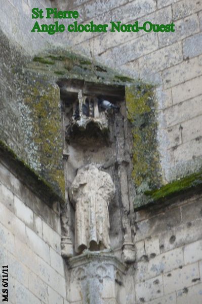 Statue-decapitee---St-pierre-2011.jpg