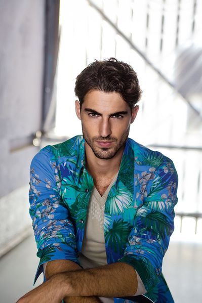 antonio-navas-versace1.jpg