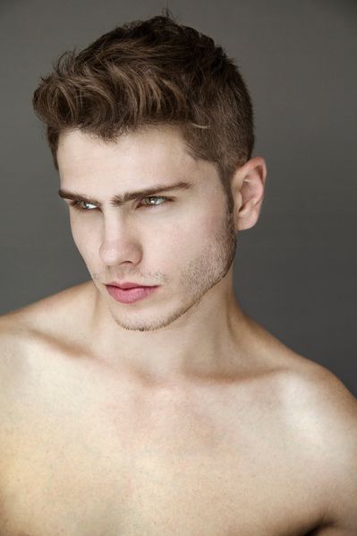 Ensaio_HenriqueGuelfi_phBriceHardelin_01.jpg