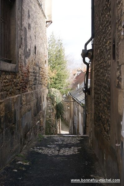 NEVERS nevers ruelle