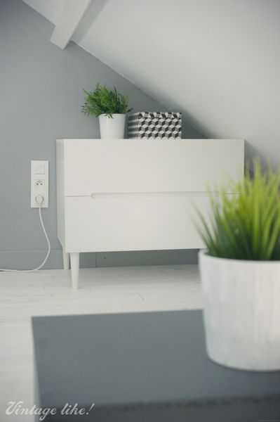 commodeIkea effected