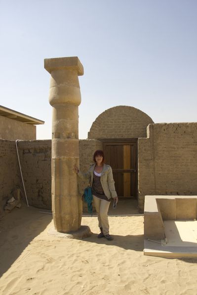 Segundo-patio--tumba-Maya-y-Merit-Saqqara.jpg