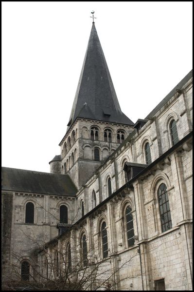 Abbaye-Saint-Georges-de-Boscherville---3.jpg