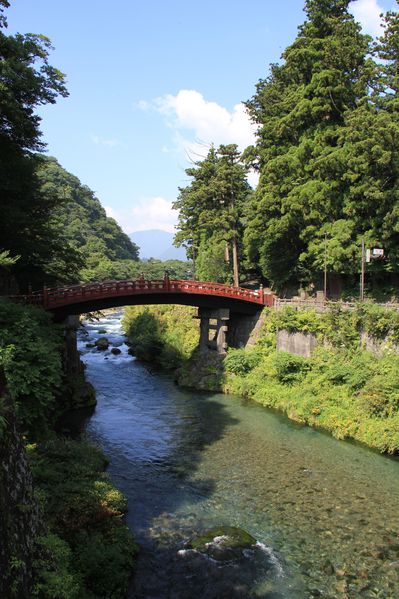 Hello-Japan---Pont-sacre-Shinkyo-4.jpg