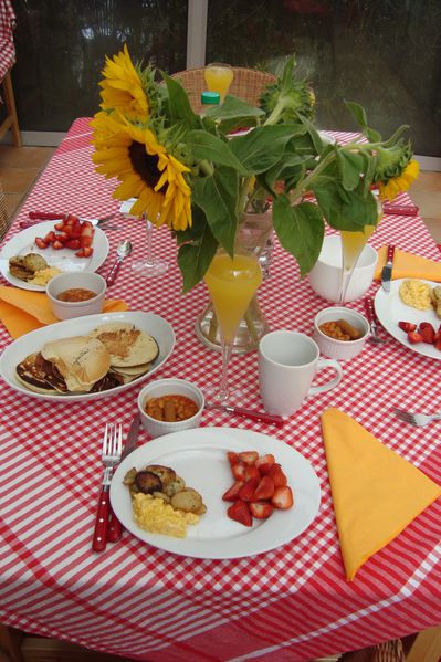 00000 POKS BRUNCH 8