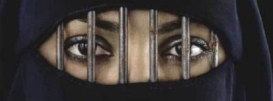Muslim-Women-And-Islam-8-607x225.jpg