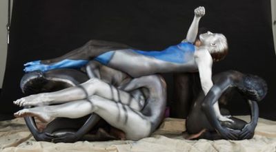 4 Human bleues