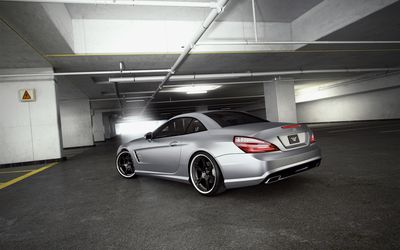 Mercedes SL500 par Wheelsandmore