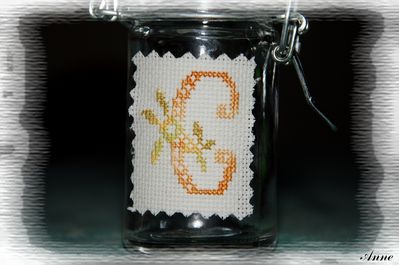 broderie lettre C