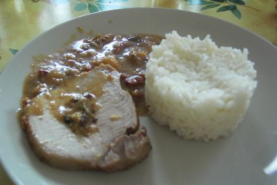 Rôti de porc farçi aux fruits secs sauce au cidr-copie-1