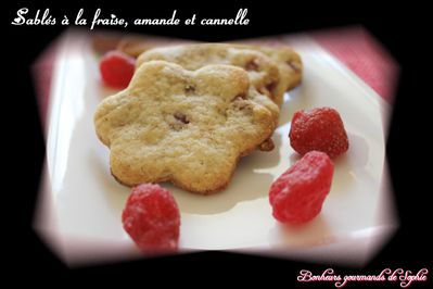 sables fraise amande cannelle 1