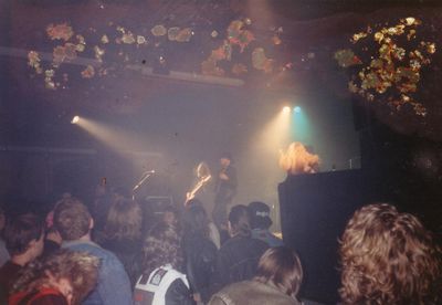 Tiamat---On-stage-1993.jpg