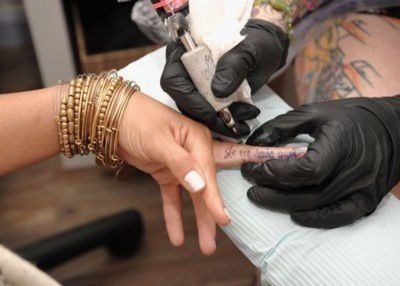 Kleine Tattoos on Tattoos      Blog Von Swetas Style