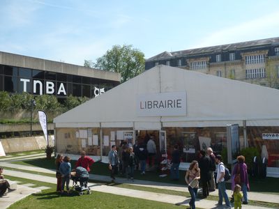 Bordeaux---Escale-du-Livre-2010.JPG