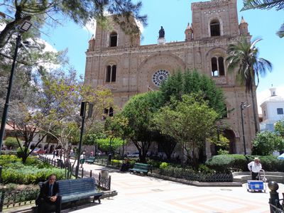 Equateur-Cuenca cathédrale