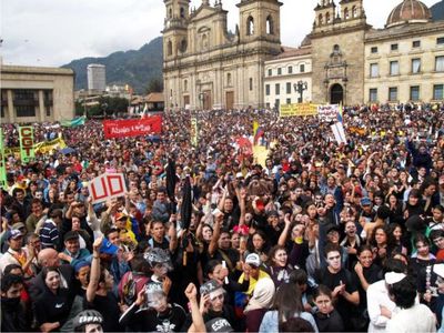 plaza-Bogota.jpg