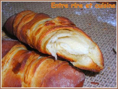 Croissants-au-lait-ribot-002.JPG