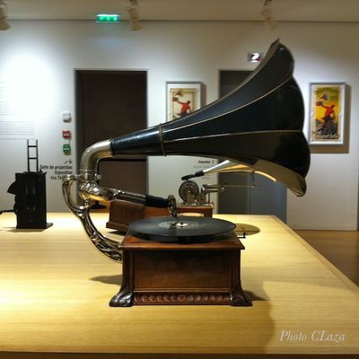 pathe-gramophone.jpg