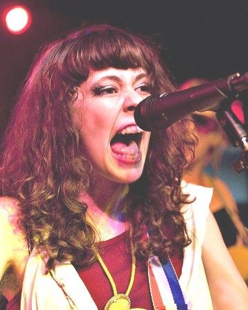 Darlins052210Mercy12