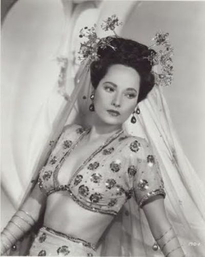 MERLE OBERON.-31