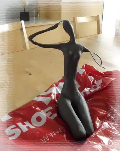 2013_0531statuette20013.JPG