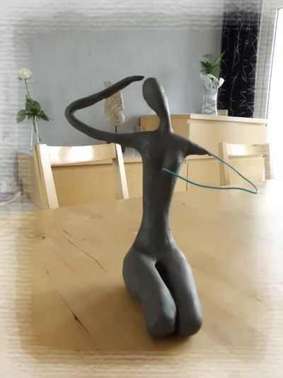 2013_0531statuette20015.JPG