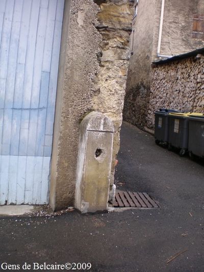 borne eau de belcaire 01