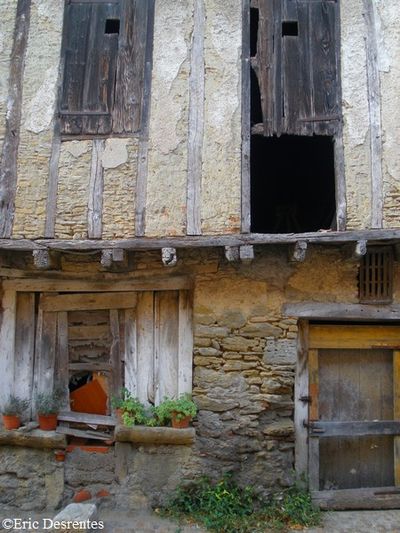 Saint Papoul 022 vieille maison de 1728